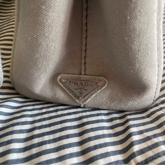 PRADA Canapa + COA - Picture 15 of 17